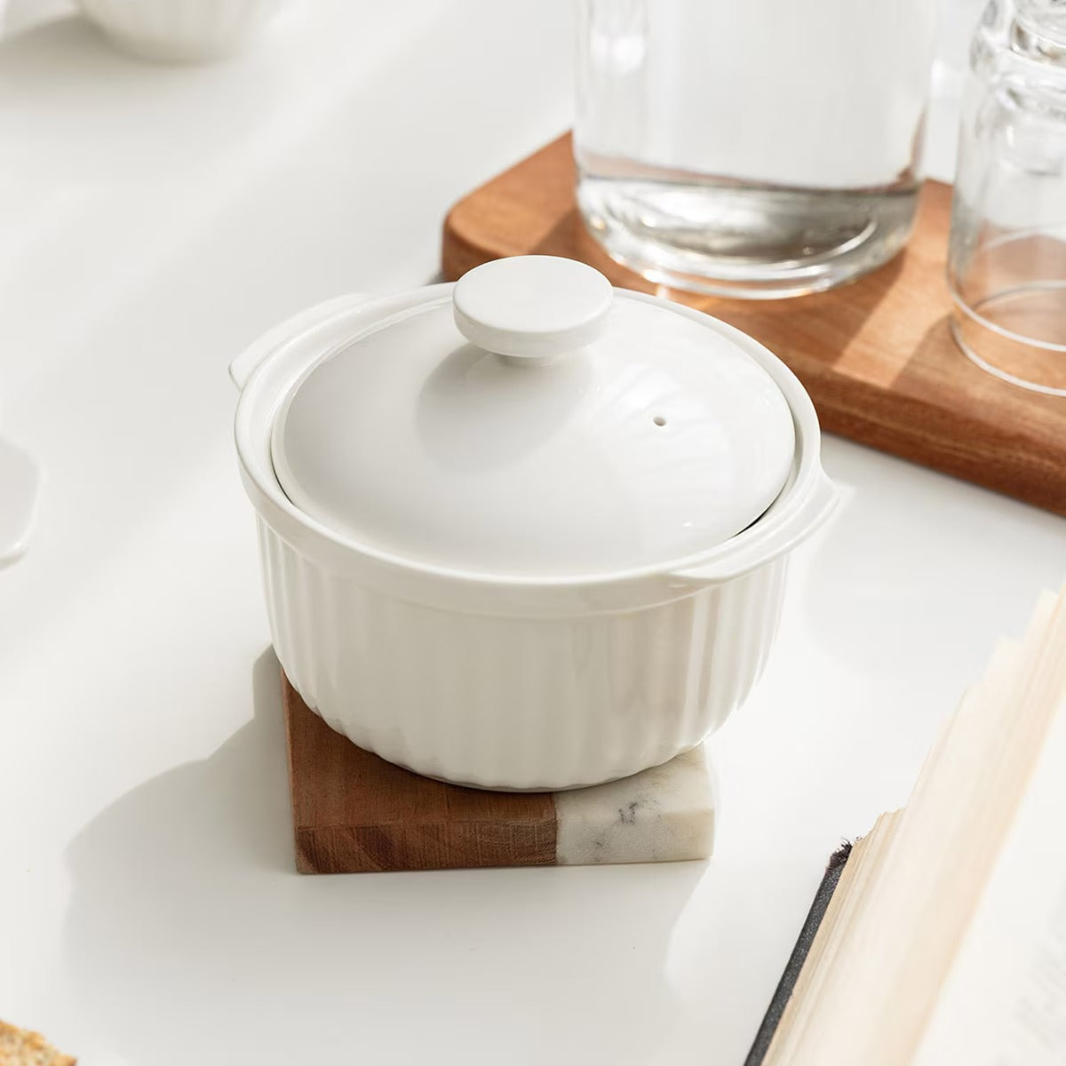 Ssueim Mild White Ceramic Egg Steamer (2-Pack) - Microwave Safe & Elegant Design